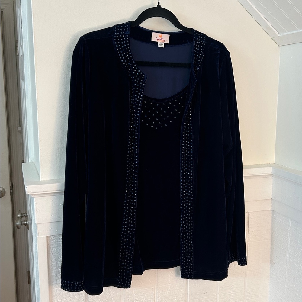 Quacker Factory Navy Blue Bejeweled Velvet Top size Women’s Medium